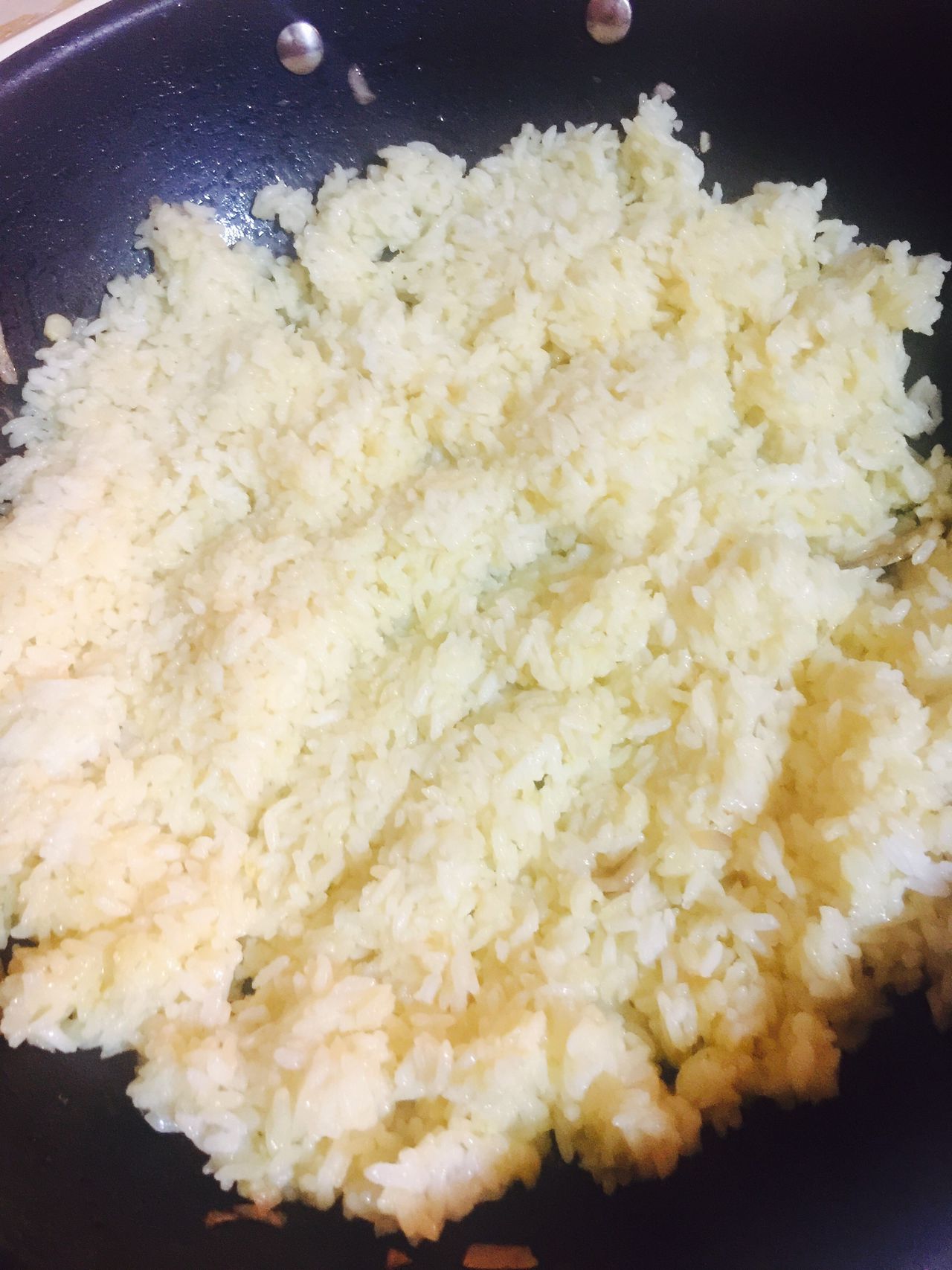 美味的三文鱼炒饭的做法，你学会了吗