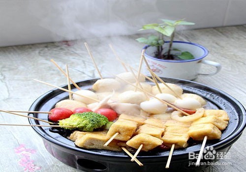 小郡肝串串香加盟店串串香的做法