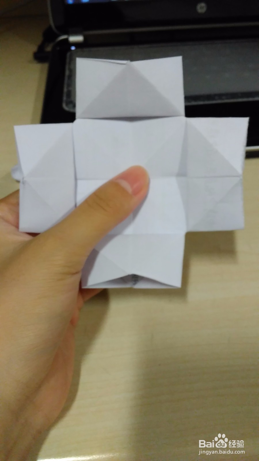 制作折纸衣服