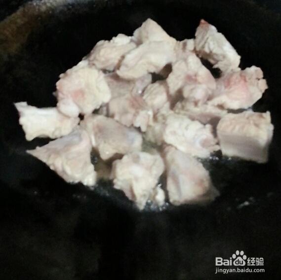既下饭又好做的土豆炖排骨