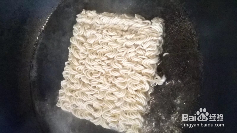 如何煮干拌面,方便面炒面的干拌做法