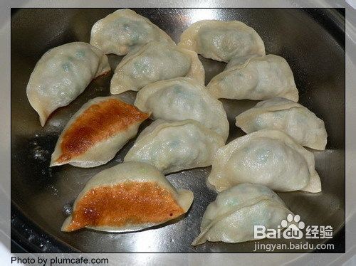 无水锅煎饺子的做法