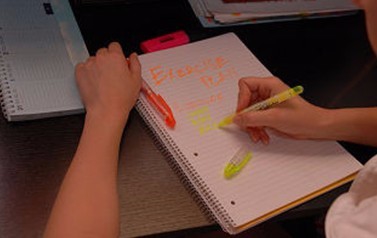 仔裤美腿的十二条黄金法则让双腿看起来更修长