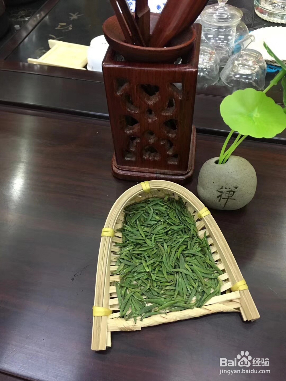 新茶与陈茶如何鉴别