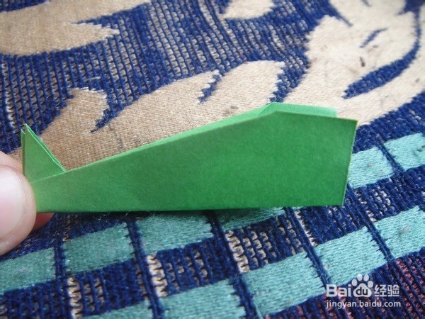 儿童简易折纸--第三种飞机折法