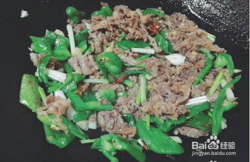 肥牛片炒青椒怎么做