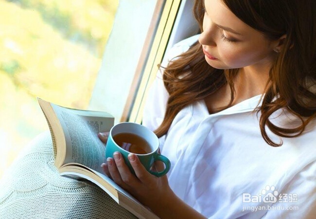 给你旗袍口红就能成董卿吗？论气质女人如何养成