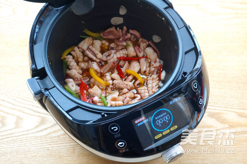 椒盐鱿鱼花的做法