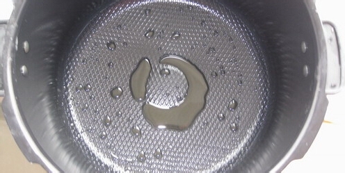 美的电压力锅做披萨 如此美味你试了吗?!