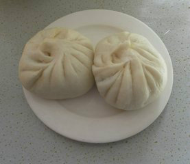 豆角和肉的包子