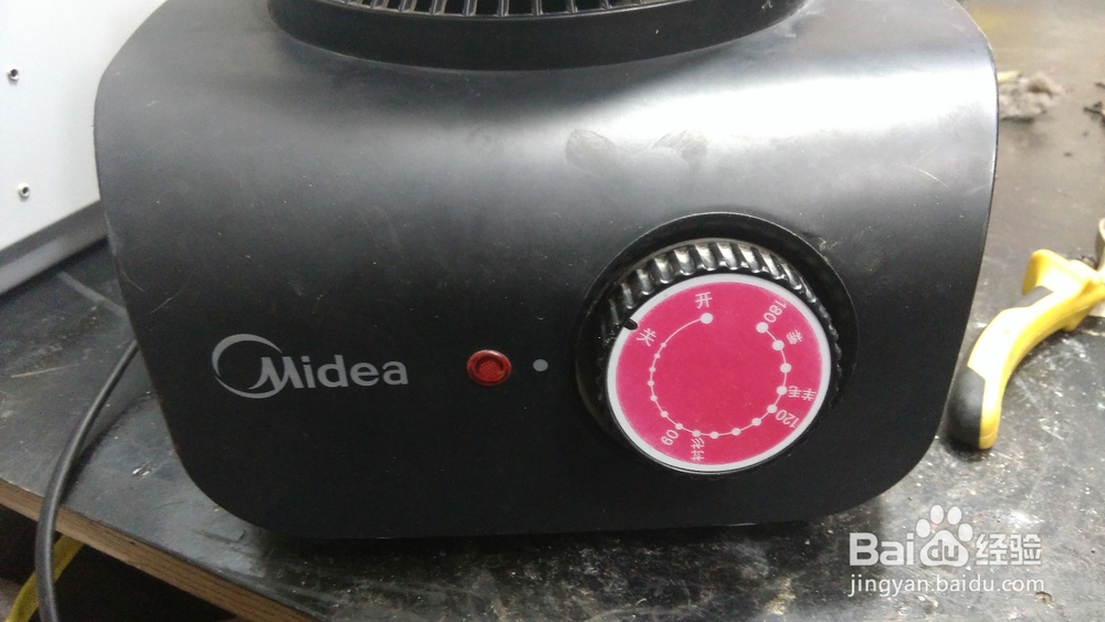 美的NGF9-D多功能取暖器不通电故障维修小经验