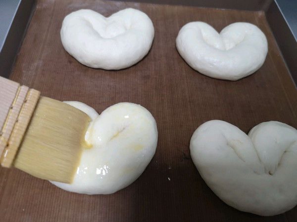 培根芝士爱心餐包