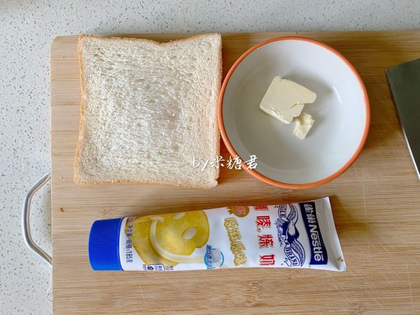 酥脆炼乳烤吐司