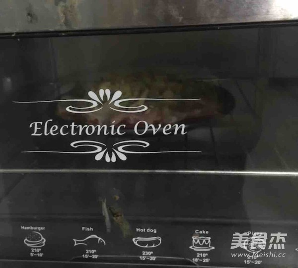 培根香肠披萨