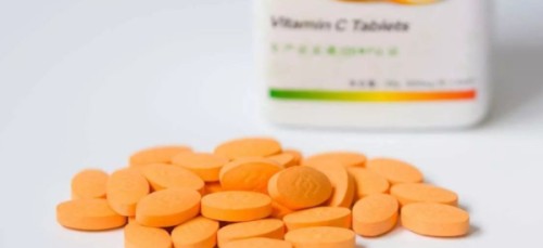 如何进行夏日美白