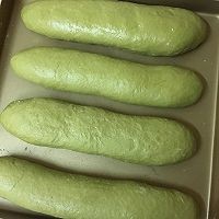 如何制作美味的抹茶蔓越莓麻薯软欧