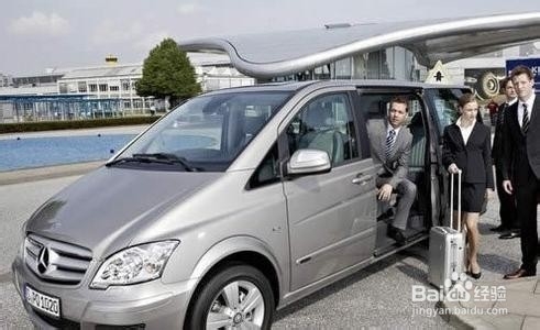 应遵守的工作生活中几项最常用社交礼仪规则