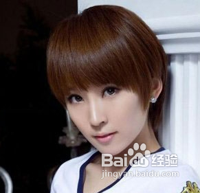 小眼睛适合什么刘海