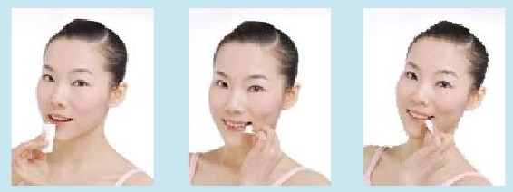 如何进行唇部卸妆