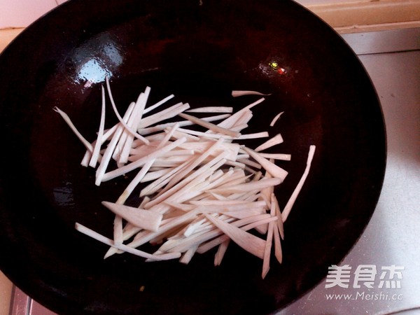 韭菜鲍菇炒虾仁