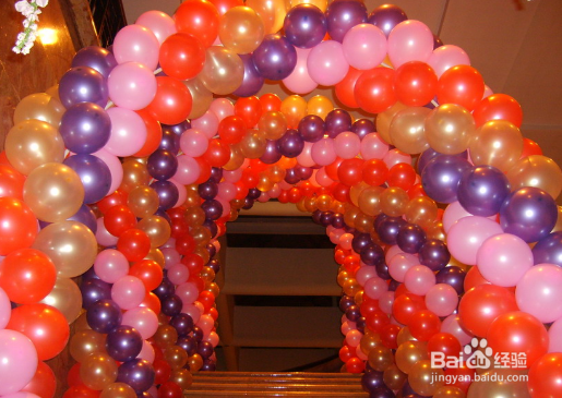 无支架气球拱门教程
