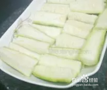 做一道简单的家常素菜——蒜蓉蒸丝瓜