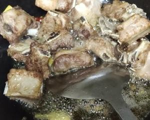 健康养生佳品家常土豆烧排骨