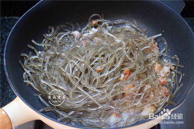 黄瓜肉糜炒粉条的制作方法