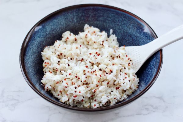 三色藜麦青菜饭团