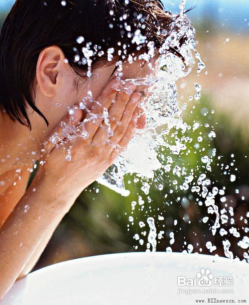 夏季护肤防晒的6步方法