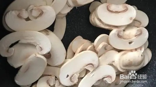 茭瓜炒白蘑