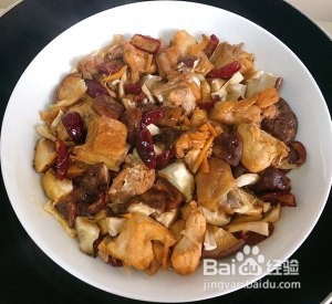 家庭版红枣花菇蒸鸡