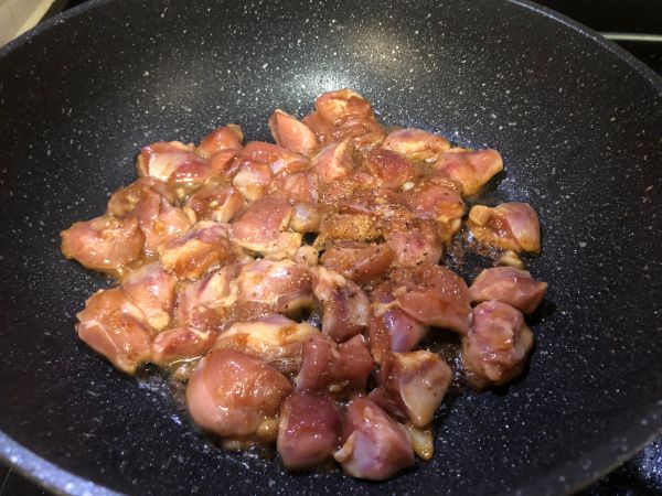 油焖土豆鸡腿肉