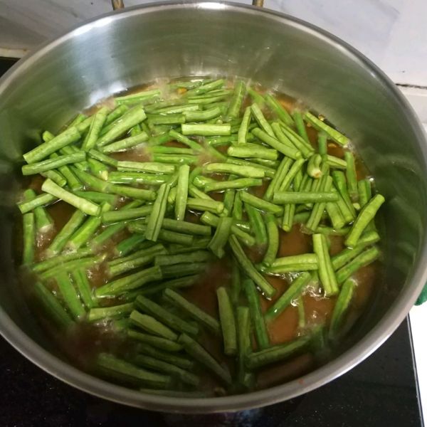 干瘪豆角土豆条