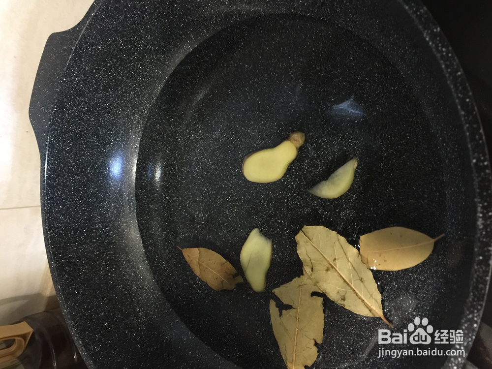 糖醋排骨更少油腻感的做法