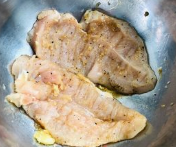 面包糠做酱爆鸡排