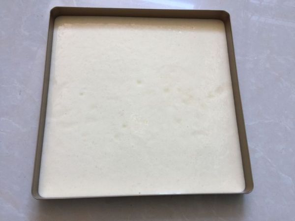 草莓奶油蛋糕卷