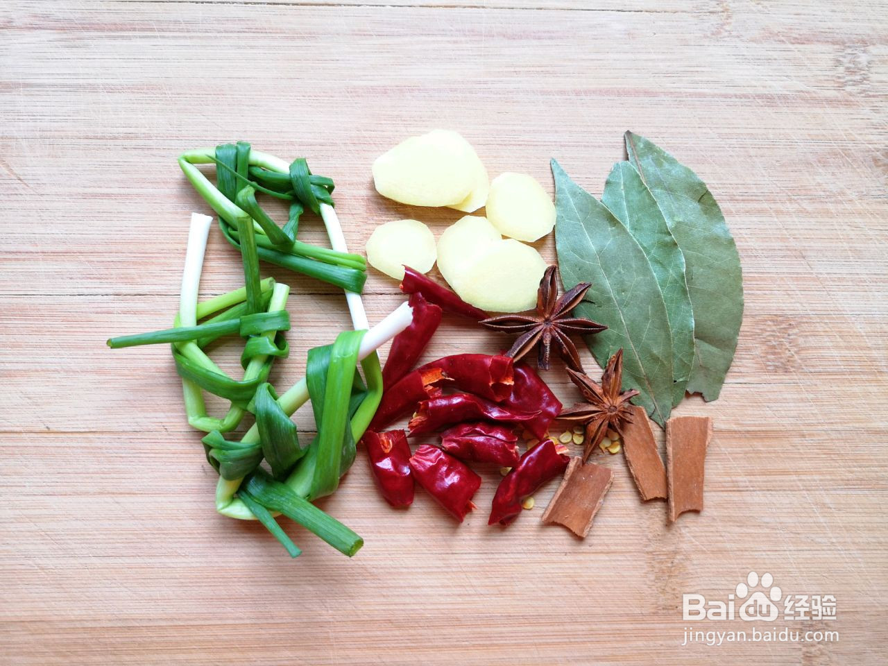 鸡腿炖土豆的做法