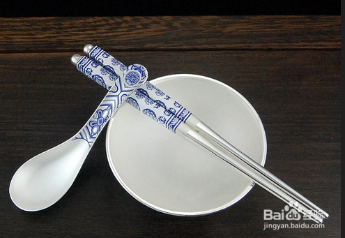 怎样从生活细节判断出家人患了胃病？