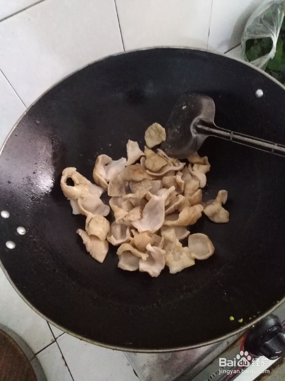 猪大肠如何炒酸豆角?