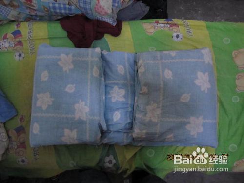 怎样把被子叠成豆腐块