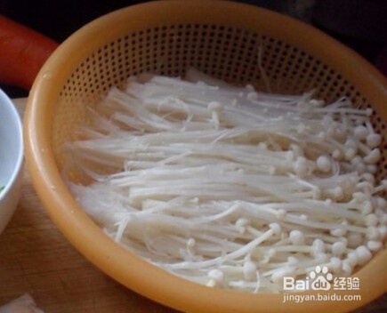 关于好大大的捞汁金针菇做法