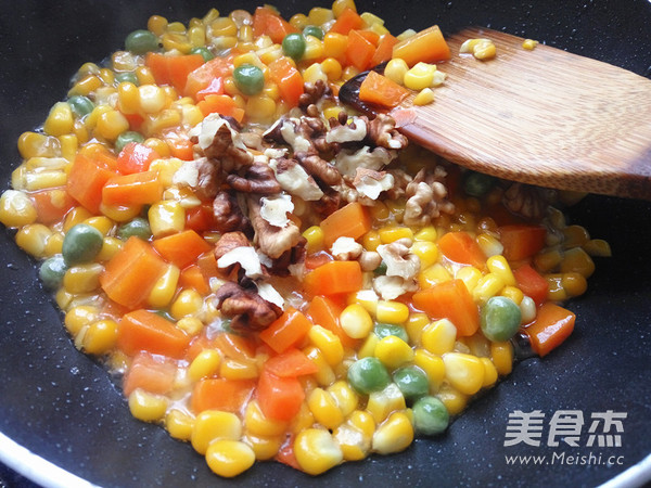 黄金核桃仁玉米