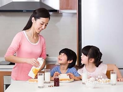 怎样让孩子好好吃饭