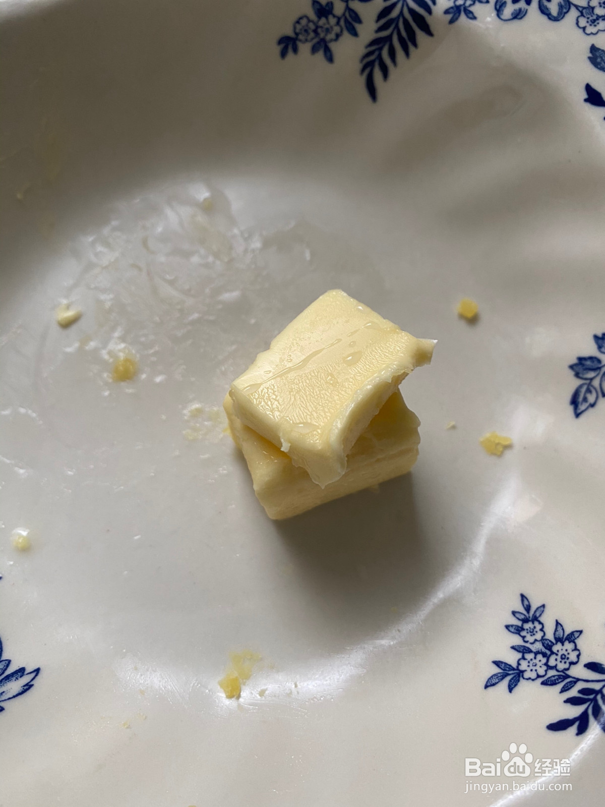 怀旧心形椰蓉面包的做法