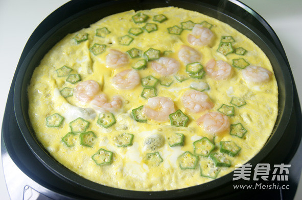 虾仁秋葵煎蛋饼