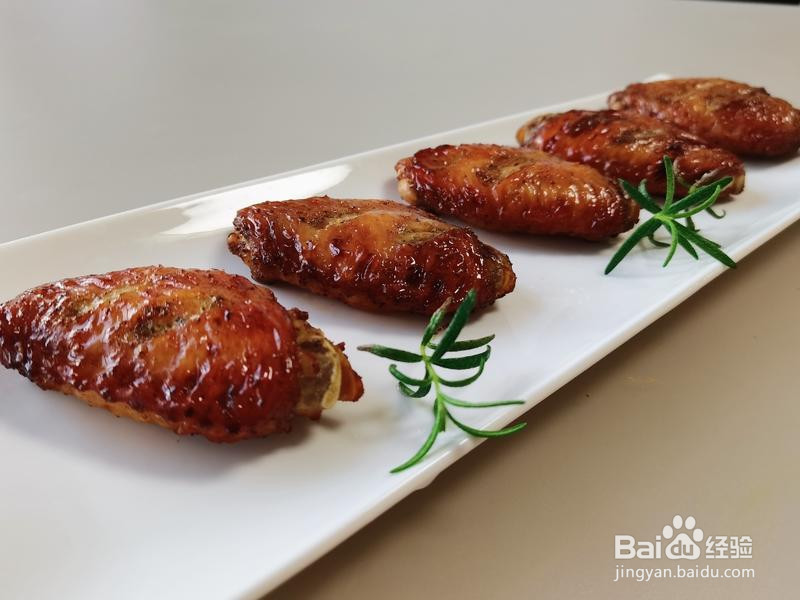 蜜汁烤鸡翅的做法