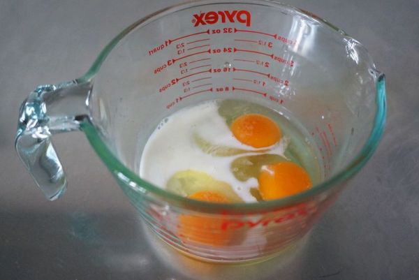 口蘑美式鸡蛋饼佐西班牙火腿