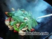 农家小炒肉的做法