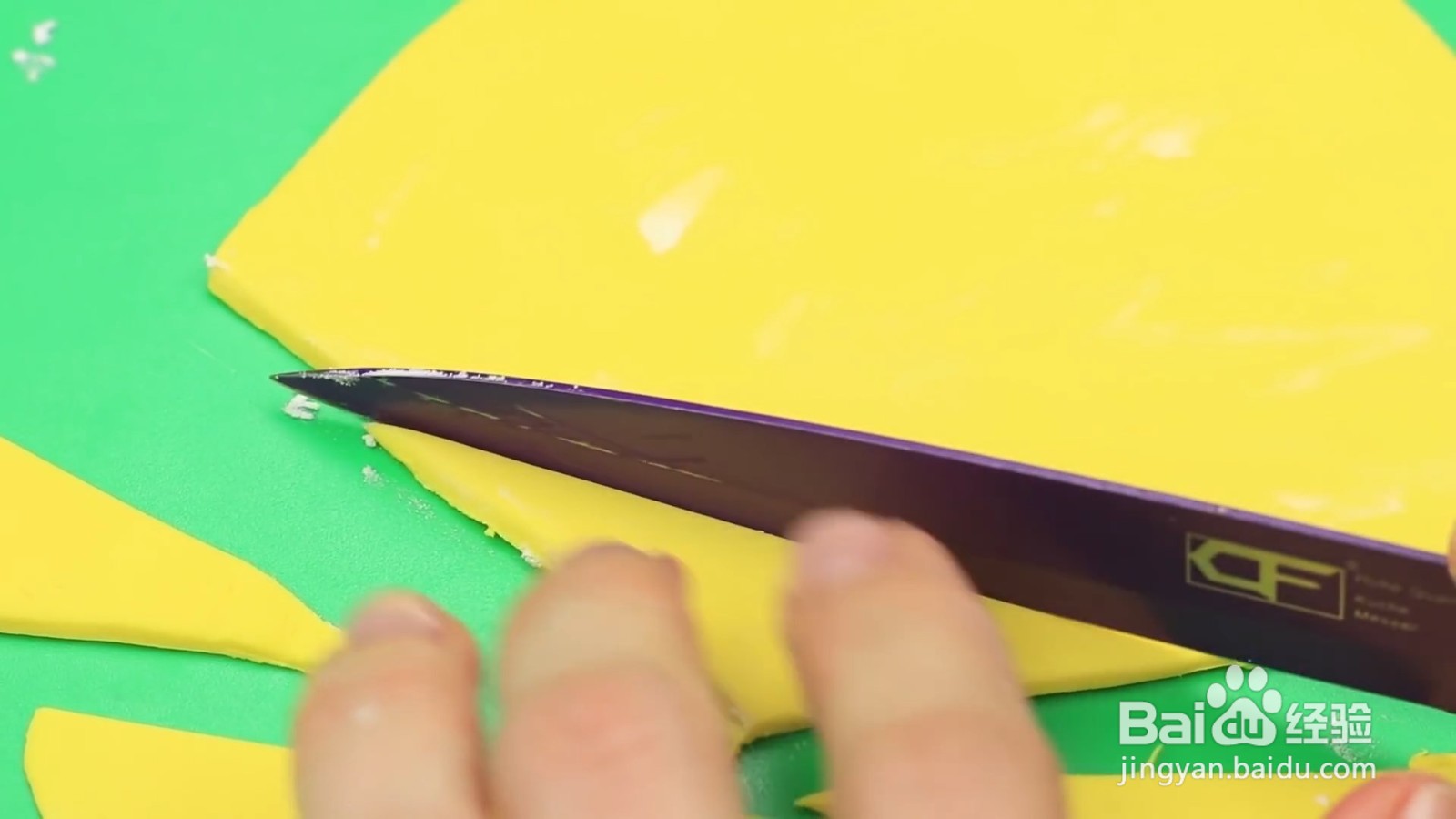 如何用蛋糕制作汉堡